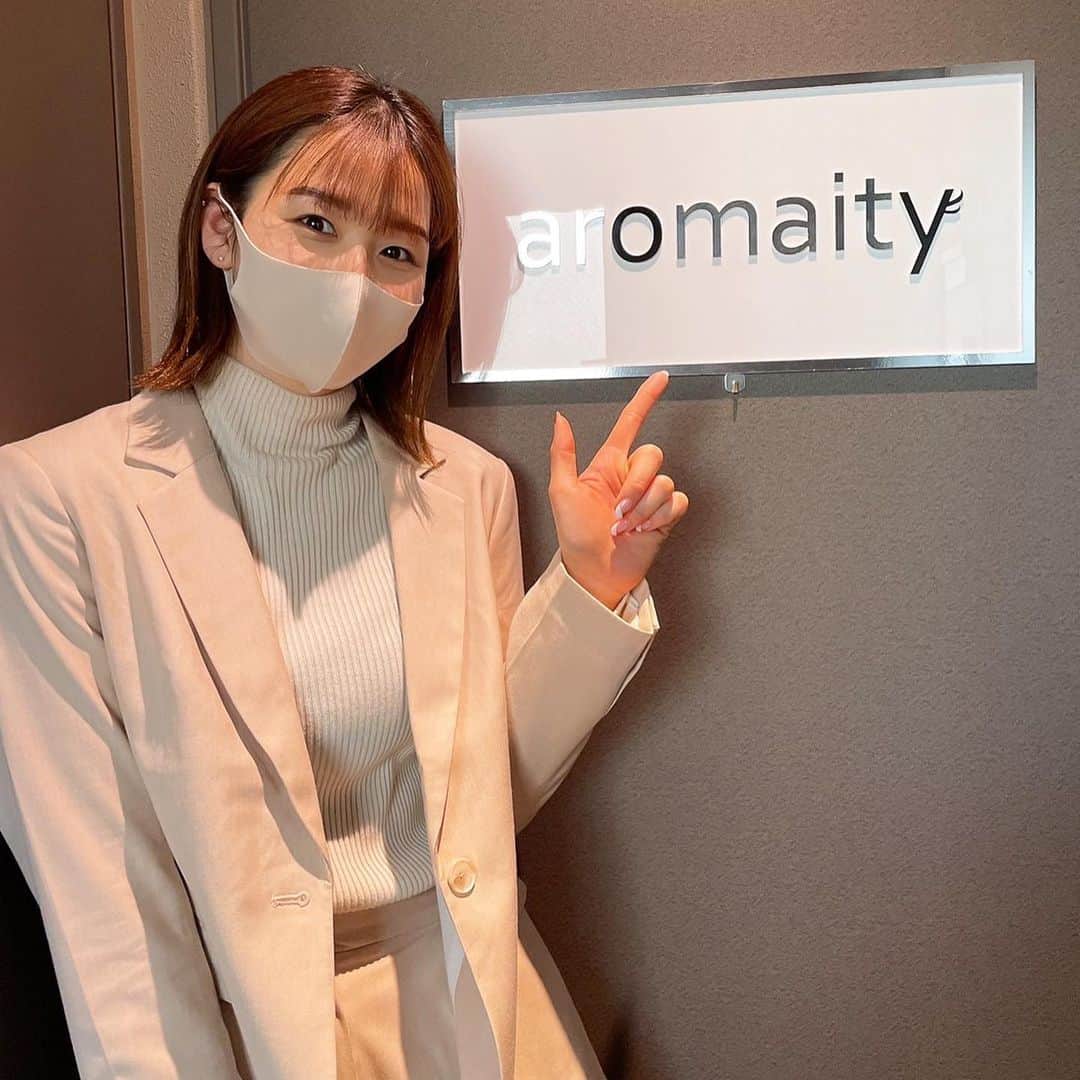 のインスタグラム：「#20220425  最近お世話になっている#aromaity さん！  #ハリウッドブロウリフト をやってもらっています😊🙏🏼どんどん眉毛が整っていく😌  そして、私のインスタを見て予約してみました！と伝えたら、特別価格でやっていただけるみたいです❤︎素敵😇✨  いつもありがとうございます😌！」