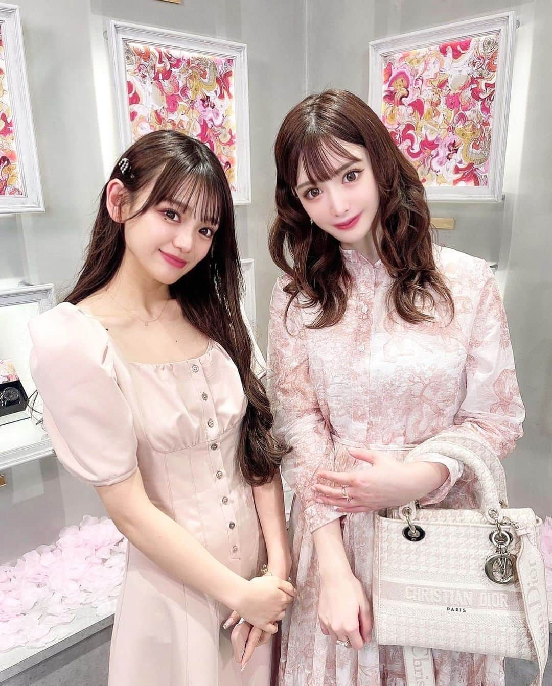 ゆうめろさんのインスタグラム写真 - (ゆうめろInstagram)「ふーりーちゃんと一緒に @louange_tokyo のレセプションに行ってきたよ🍷🤍 同い歳なの〜✨🫶🏼可愛すぎて天使でした👼🏻💓💓 ・ #ルワンジュ東京  #ルワンジュ  #louangetokyo」4月25日 21時12分 - yk.o0