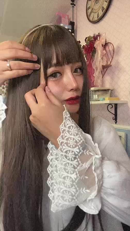 わかにゃん。のインスタグラム：「前半は可愛いのに後半バケモノ」
