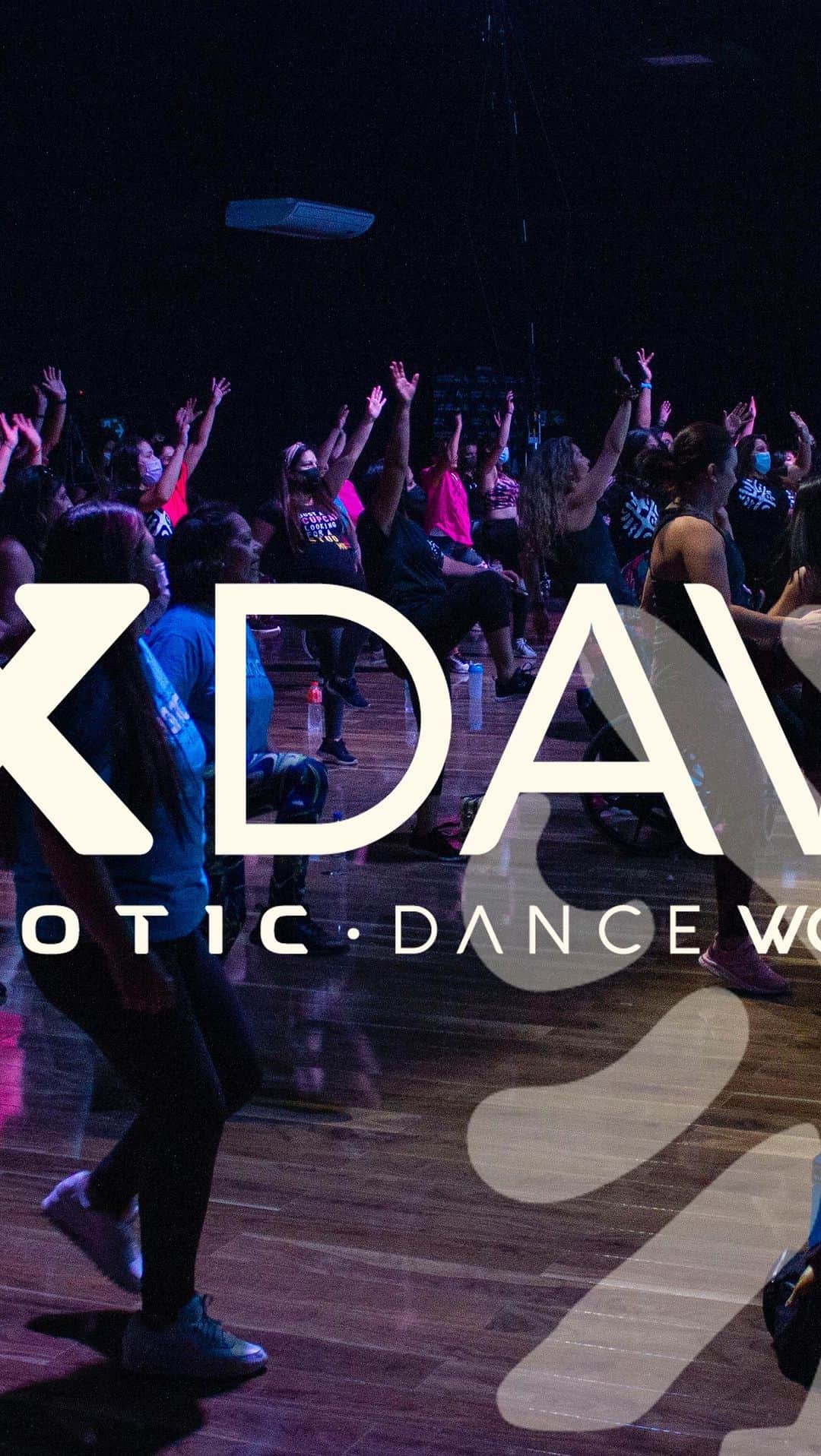 クラウディオ・リースのインスタグラム：「Lanzamiento #XdawProgram #Xdaw  Únete a nuestro programa el próximo 14 y 15 de mayo !!! Agradecer a @vitalau.chile @puntofresc @marinelachile @dueffeathletic @feelgood.lcs」