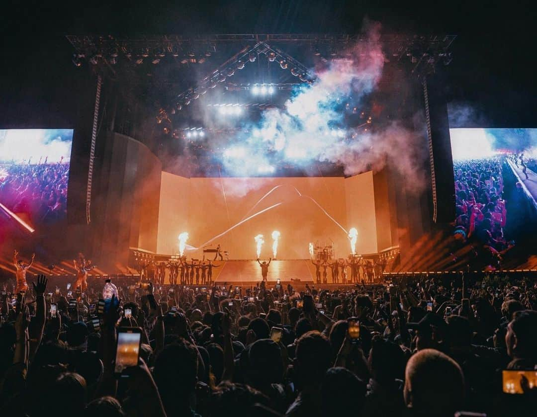 ビリー・アイリッシュさんのインスタグラム写真 - (ビリー・アイリッシュInstagram)「never could’ve imagined this would be my life. thank you @coachella」4月26日 10時27分 - billieeilish