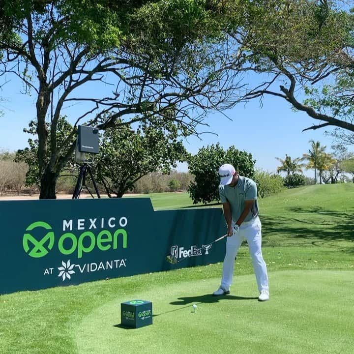 小平智のインスタグラム：「MEXICO OPEN 🇲🇽 今週はPGA TOUR のメキシコオープン😊距離も長いし、とにかく暑い🥵 頑張るぜ💪😤 #MEXICOOPEN #VIDANTA #メキシコオープン #PGATOUR #試合 #ゴルフ #練習ラウンド #ドライバー #暑い #小平智」