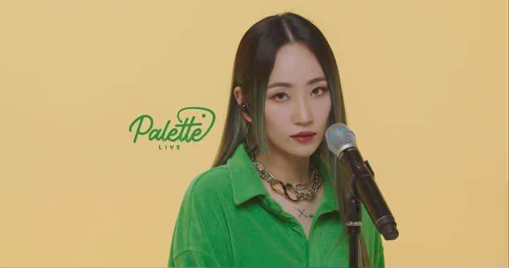イェウン のインスタグラム：「#fine 스톤 라이브 공개되었습니다💚 link in bio🌿」