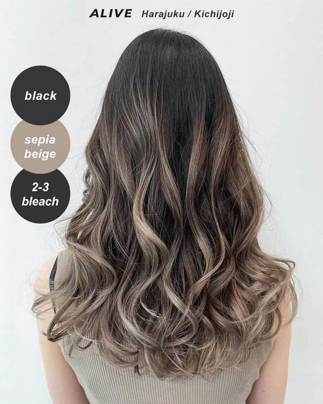 のインスタグラム：「【保存するだけで使える！ #バレイヤージュ ヘアカタログ】  保存しておくだけで使える、 ALIVEオリジナルのヘアカタログです💡 同系色のヘアカタログまとめになるので、 微妙なニュアンスの差も比較してみてくださいね🙆🏻‍♀️  今回のまとめは #バレイヤージュ です✨ ぜひ参考にしてみてくださいね！  ================================= @alivehair では、ヘアカタログや流行の ヘアカラー・ヘアスタイルに関する 情報を毎日更新中です💫 あなたの取り上げてほしいテーマを コメントすると記事になるかも？ ぜひフォローしてチェックしてください💡 =================================  ================================= ✂︎PRICE（店舗により金額が異なります。 クーポンもありますのでぜひご活用ください💁🏻‍♀️） ・グラデーションカラー：¥11,000〜 ・バレイヤージュカラー：¥22,000〜 ・ハイライト：¥15,400〜 =================================  #美容院 #美容室 #原宿美容室 #吉祥寺美容室 #ブリーチあり #ブリーチ #グラデーションカラー #グラデーション #グラデーションヘアー #グラデーションロング #ホワイトベージュ #ホワイトカラー #ベージュカラー #バレイヤージュ #バレイヤージュカラー #バレイヤージュヘアー #バレイヤージュグラデーション #エアタッチ #外国人風 #外国人風カラー #外国人風ヘアー #ミルクティーベージュ #シルバーカラー #ホワイトシルバー」