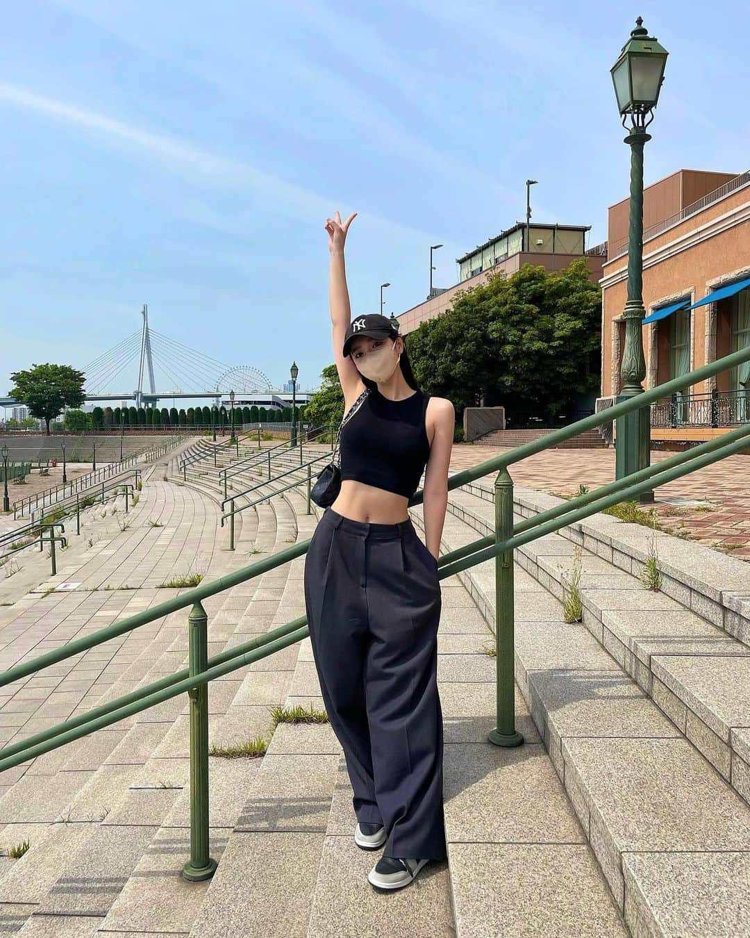 MIYUのインスタグラム：「らふコーデ✌🏻♡ あついね最近…😑😵‍💫」