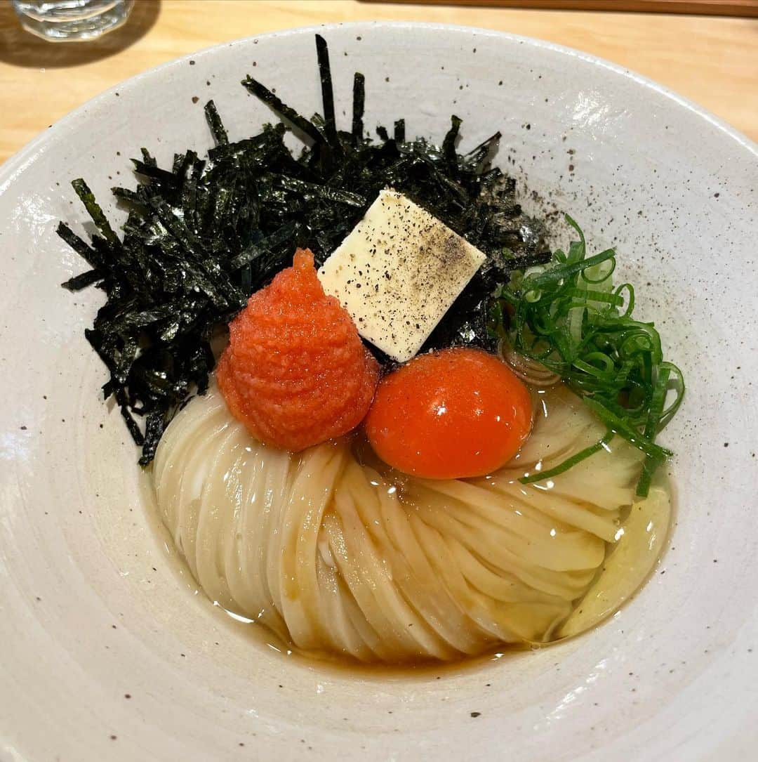 北原里英さんのインスタグラム写真 - (北原里英Instagram)「🍽 今日食べたうどん美味しかったなあと思ふ夜…  おやすみ…😪   #うどん  #ひとりうどん  #ランチは1人でよく食べます  #新堀 #うどん屋新堀  #明太釜玉バター海苔 #天才か」5月25日 22時54分 - rie_kitahara_3