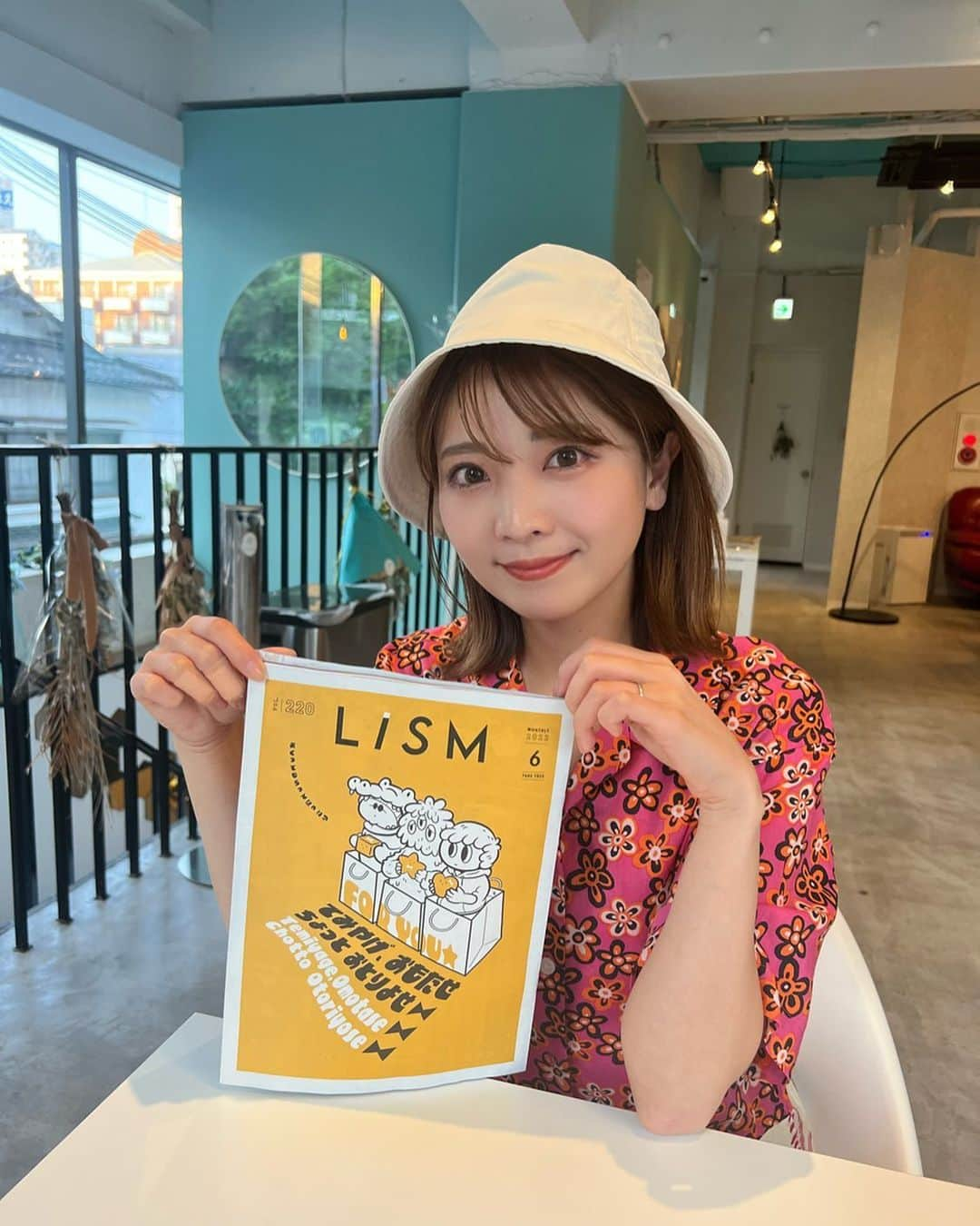 本谷紗己さんのインスタグラム写真 - (本谷紗己Instagram)「今月号のLismさんに お気に入りの和歌山『てみやげ』 取材していただきました🥰 たくさんあったので たくさんリストにして送りました✒︎ その中から３つ、選んでくださっています🥳🌟  #insta_wakayama  #wakayama #さぴ和歌山 #和歌山　#お土産　#てみやげ　 #お取り寄せ　#lism  #なんて素敵な和歌山なんでしょう #UNIQLO #marni #uniqlomarni」5月25日 15時33分 - sappyon38