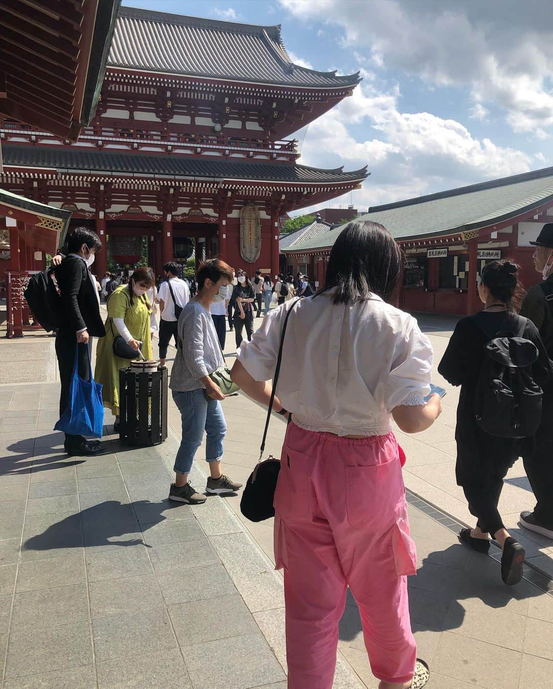 藤本友美さんのインスタグラム写真 - (藤本友美Instagram)「昼から夜まで浅草 #スパイク #スパイク小川 #🦷」5月25日 18時35分 - teambananafujimoto