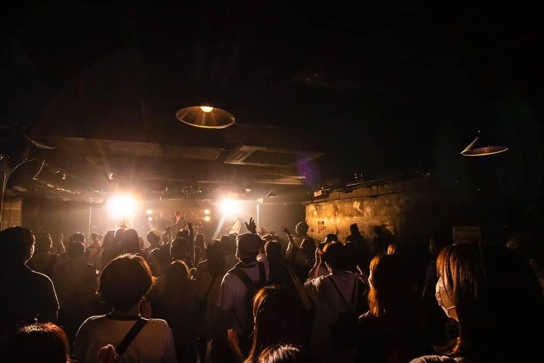 Qyoto【公式】さんのインスタグラム写真 - (Qyoto【公式】Instagram)「ONEMAN SHOW at KYOTO 2022 #Qyoto #live  #livephoto  #京都MOJO」5月25日 20時05分 - qyotoofficial