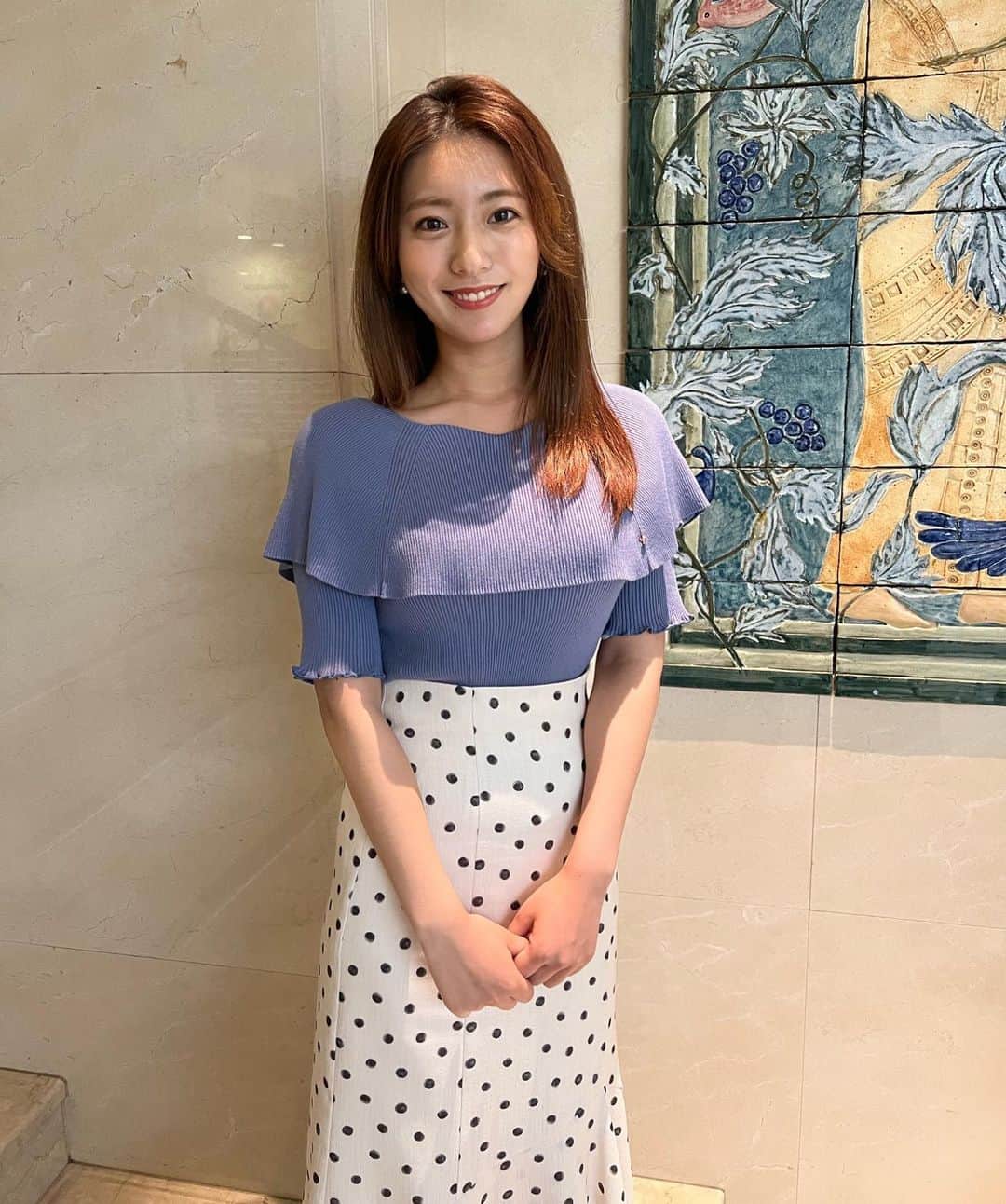 のインスタグラム：「👗 . #東京インフォメーション #衣装 今週も #モニフラ お願いします💓」