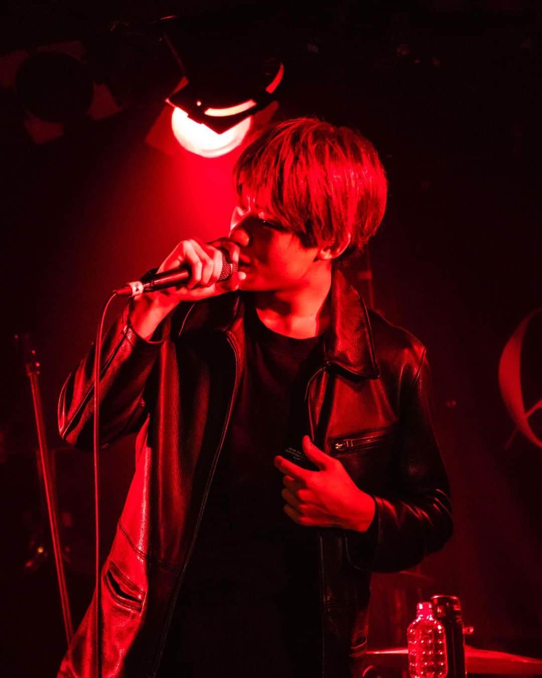 Qyoto【公式】のインスタグラム：「ONEMAN SHOW at KYOTO 2022 #Qyoto #live  #livephoto  #京都MOJO」