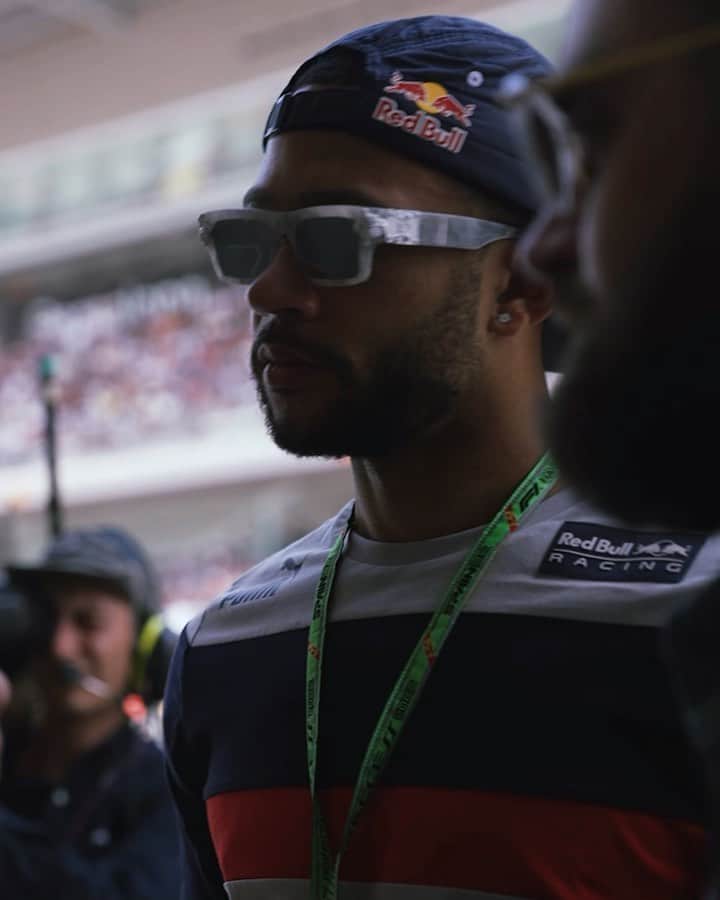 メンフィス・デパイのインスタグラム：「Back in the Barça garage with the Bulls 🇪🇸」