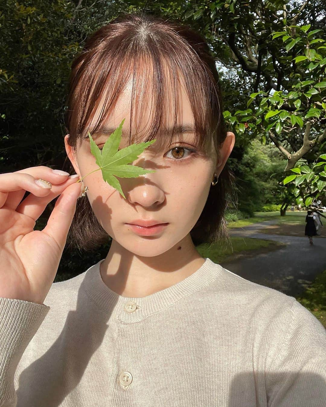 畑芽育さんのインスタグラム写真 - (畑芽育Instagram)「🧚🏻‍♂️🍃」5月21日 20時30分 - mei_hata_official