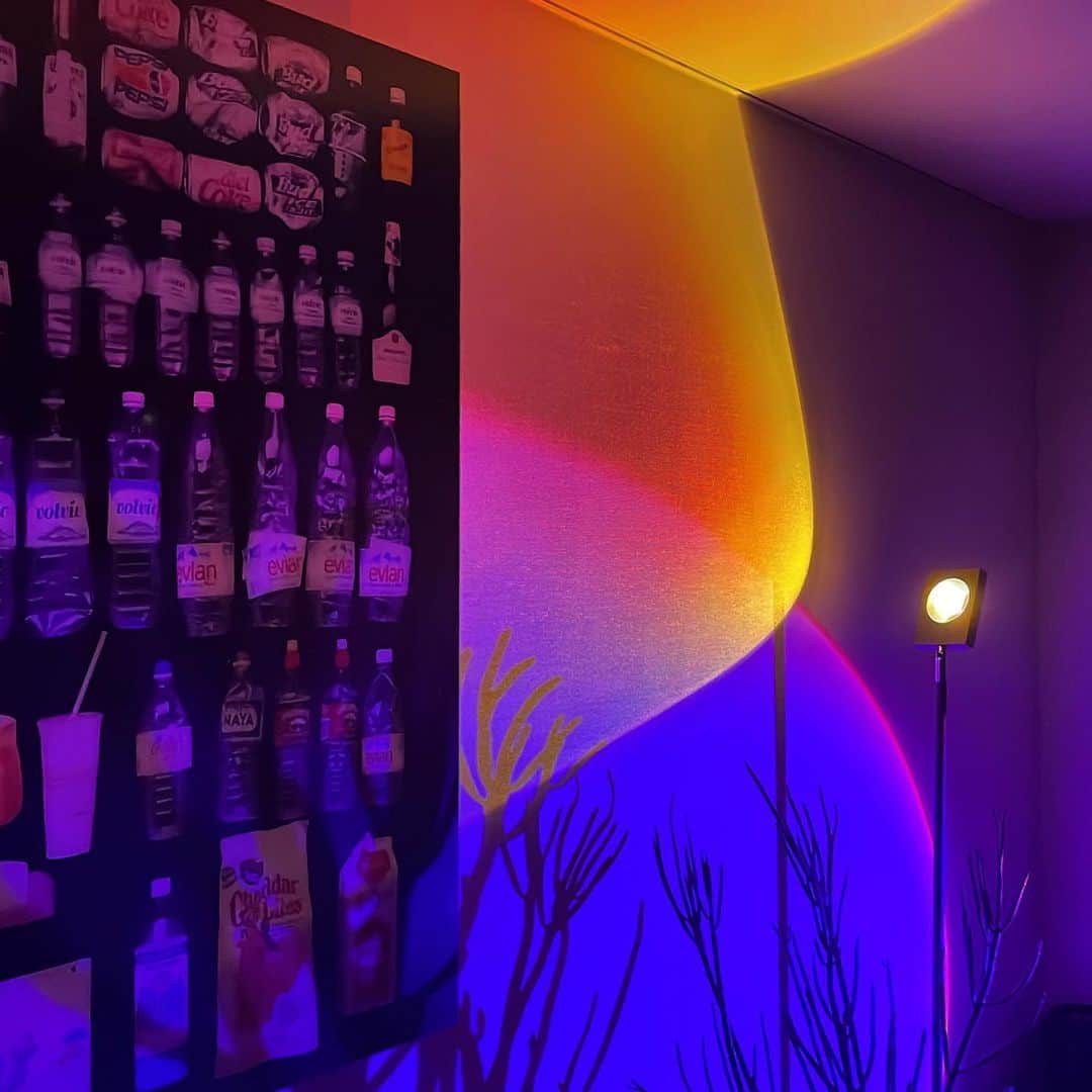 のインスタグラム：「#melancholy」