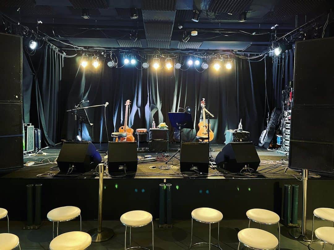 のインスタグラム：「悠久哀歌Vol.5京都編 ありがとうございました！久しぶりの亜沙ソロツアー。京都はまさかの5年ぶり。本当に開催できて良かった。 明日の名古屋もバッチリやります。よろしく！ #亜沙 #京都glowly #広末慧 #晩御飯 #水炊きでした #そうだ京都いこう #袴」