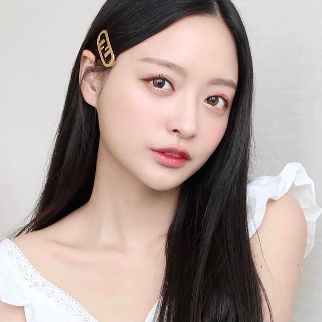 ᴅᴏᴜʙʟᴇsᴏᴜᴘのインスタグラム：「오랜만에 겟레디윗미 💕 유튜브 댓글로 소통해요 ☺️✨  お久しぶりのgrwm💕 youtubeでコメントたくさん残したらすっごく嬉しい😆✨💕」