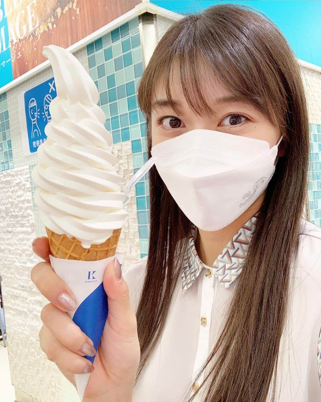 牧野真莉愛さんのインスタグラム写真 - (牧野真莉愛Instagram)「♡ ♡ ❄️KINOTOYA❄️ “極上牛乳ソフト”🍦‬💕姉のオススメ 2022.5.12 ♡ ♡  #きのとや #新千歳空港ソフトアイスクリーム総選挙2022 #モーニング娘22 #morningmusume22 #牧野真莉愛」5月21日 22時38分 - maria_makino.official