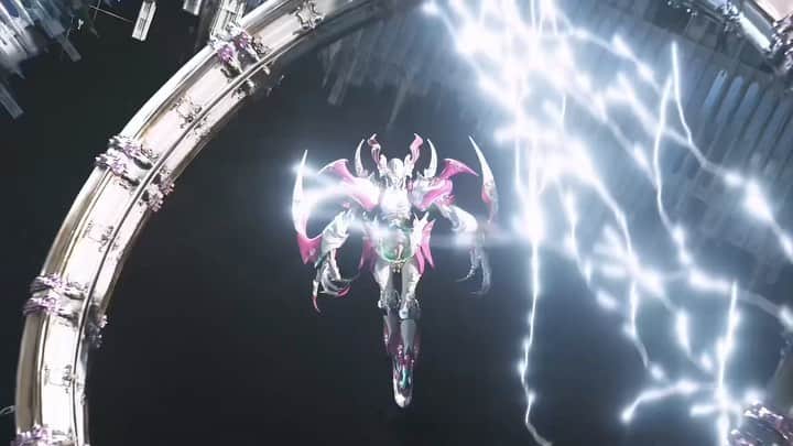 グライムスのインスタグラム：「Taking u on a T3chn0 Odyssey tonight at EDC with the first ever Space Drop …. And New unreleased Music…..  #Zashspacedrop @lomotif  @edc_lasvegas  🗡 @t3chn0_timeline」