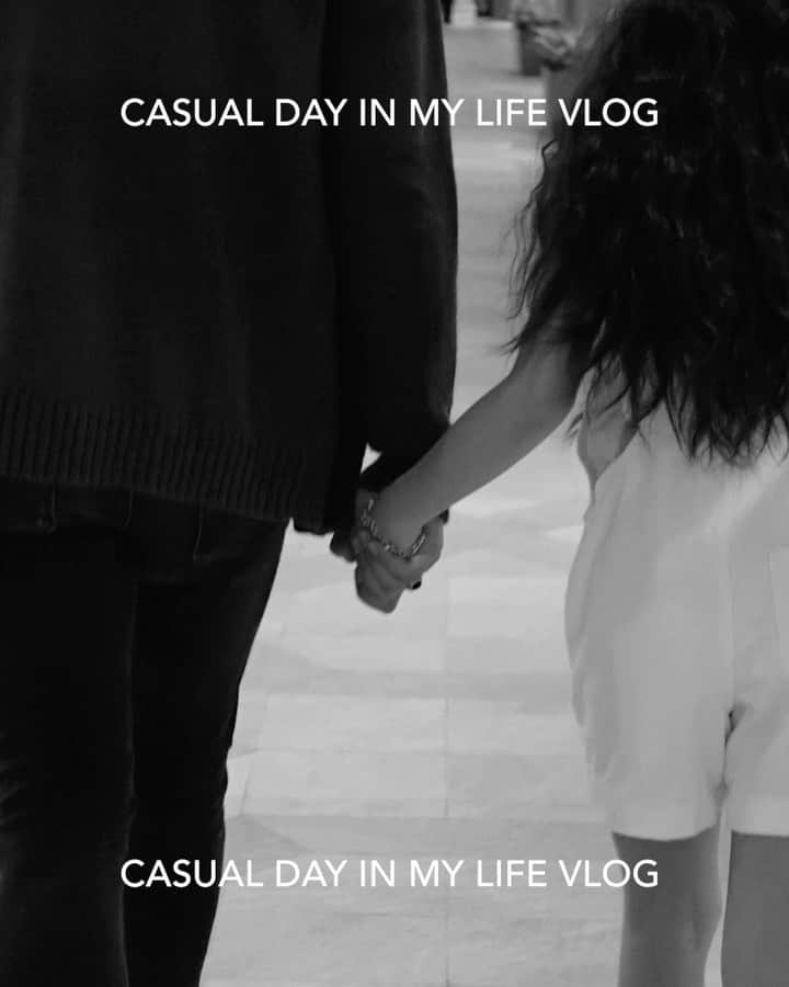 Kathryn Bernardoのインスタグラム：「Long time no see, #EverydayKath! Here’s a look at a casual day in my life spent with @supremo_dp & @littlelhexine25, na nauwi sa “Style Challenge”. Hahaha! 😋🙈  Tonight at 7pm on #EverydayKath 🤍」