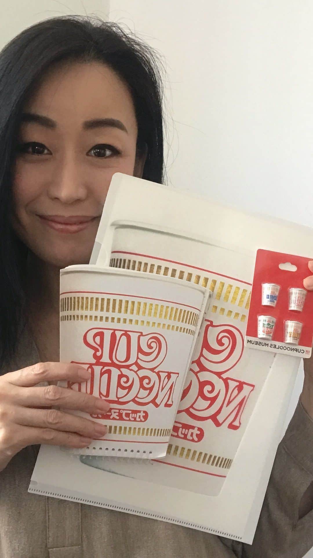 高野あゆ美のインスタグラム：「[AD/İşbirliği] Dünyanın ilk noodle markası nissin çekilişine katılmak isteyenlerrrrr @nissintr yi ziyaret edin :)  Yıllardır bekliyorum en sevdiğim noodle markası 🍜Yakında girecekmiş Türkiye pazarına, ben de sabırsızlıkla bekliyorum!  #nissincupnoodles #nissin #noodle #çekiliş #japonmarkası #japon」