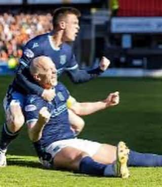 チャーリー・アダムさんのインスタグラム写真 - (チャーリー・アダムInstagram)「It was always my dream to play for my home town club, and the last two years at Dundee FC have been really special for me and my family.   To captain the club, and lead the team to promotion is something I’ll always treasure and one of the highlights of my career.   The supporters have been nothing short of incredible to me – I’ll never forget how you’ve all treated me in the last two years.   All that said, after talks with the directors about their future plans, I’ve decided to leave the club at the end of my contract this summer.  I wish everyone at Dens Park all the best in leading Dundee back to the Premiership next season.   As for my future, I’m looking forward to a new challenge which I’ll consider over the next few weeks.  Dundee it’s been a pleasure.  Charlie」5月22日 20時57分 - charlie26adam