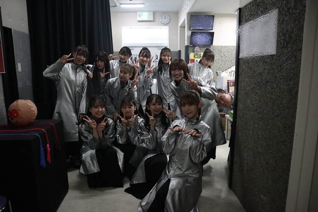 のインスタグラム：「ぐれいてすとな笑まん 大阪公演千秋楽でした☺️  来てくださった全ての皆さん本当にありがとうございました！  笑顔だったり笑いの大切さを改めて感じることができました⭐️  今のこのコロナ禍だから伝わるものとかも沢山あったと思います  26日からは東京公演です！ めちゃくちゃ楽しみやけど終わってほしくない😭  #ぐれいてすとな笑まん  #笑まん」