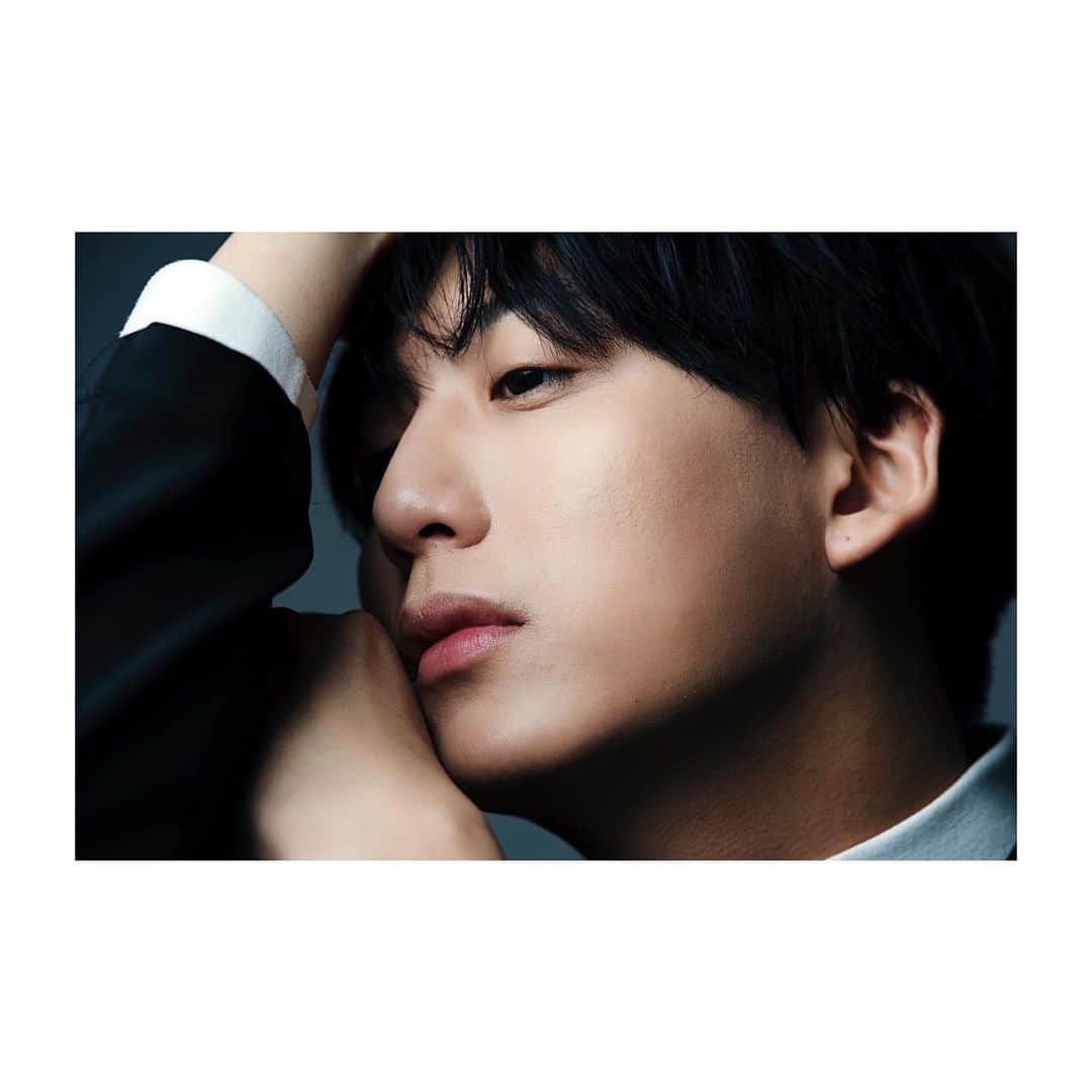 中尾拳也のインスタグラム：「Kenya Live 『Another and the other』へご来場ありがとうございました  皆様のお顔がみれて幸せでした‼︎  おやすみなさい」