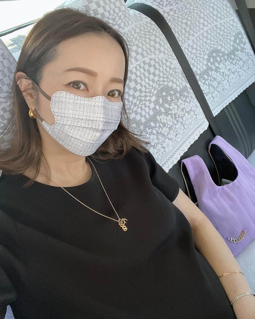 のインスタグラム：「東京移動中💜  #latergram #tokyo #cainee #fivethirtypark #dmasque #akiweng」