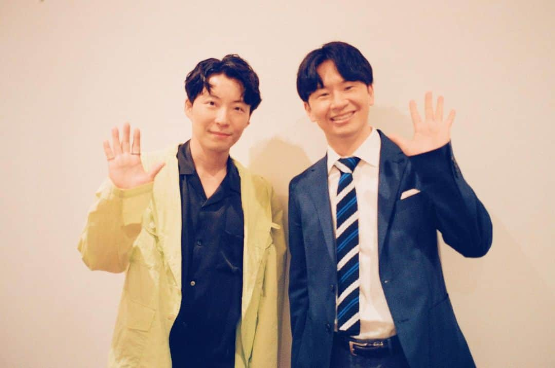 星野源さんのインスタグラム写真 - (星野源Instagram)「星と若」5月24日 0時51分 - iamgenhoshino