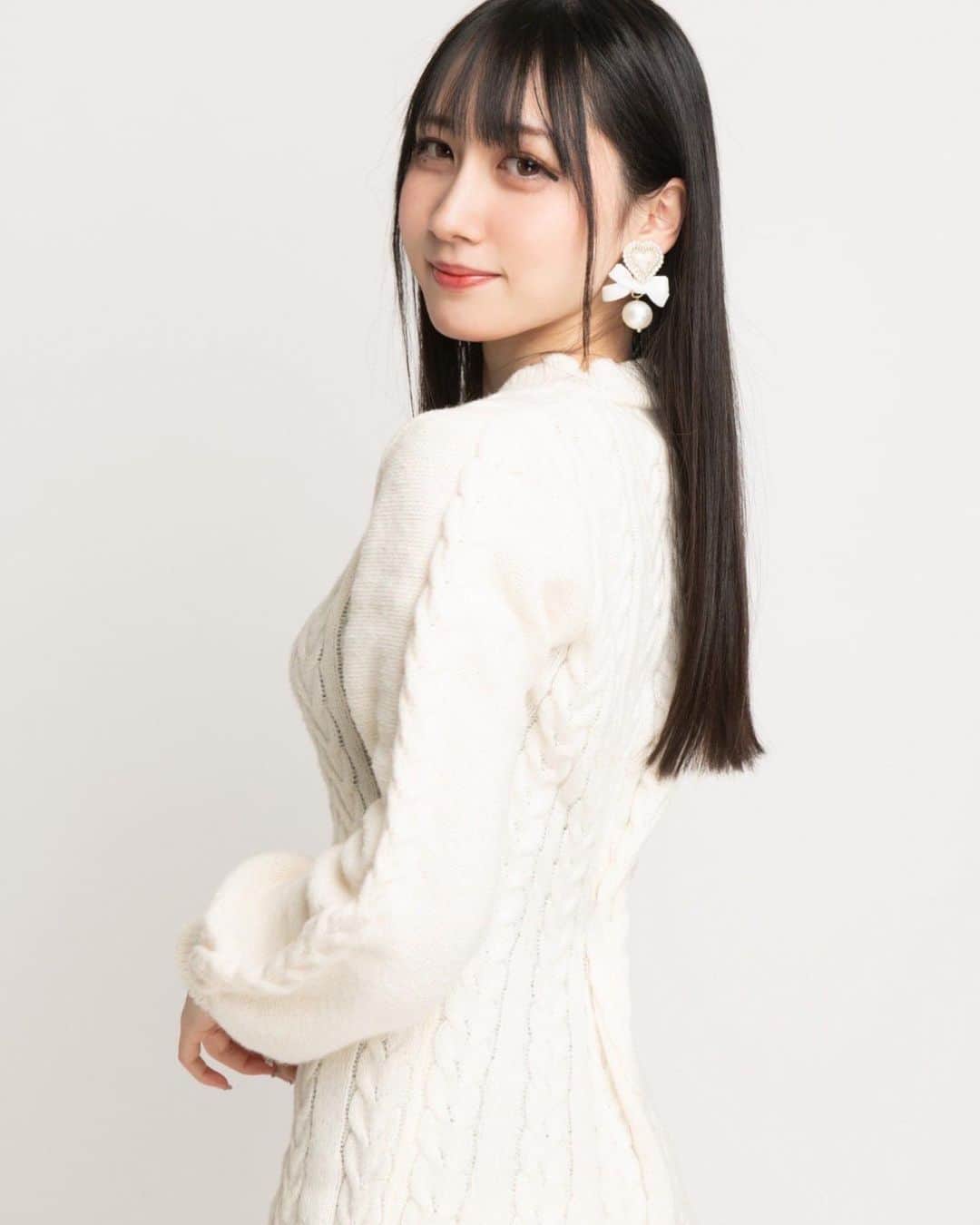 てーらのインスタグラム：「私個人でやってて宣材が今までなかったんだけど、この前仕事で撮ってもらったのみてみて  #大学生  #followｍe #japanesegirl #女子大生 #カメラマン募集 #カメラマンさんと繋がりたい #被写体になります #被写体モデル #被写体希望 #ポートレート #ポートレート撮影 #ポートレートモデル #jd  #ちゅーむ ‬  #カメラマン募集 #カメラマンさんと繋がりたい  #被写体になります #被写体モデル #被写体希望 #ポートレート #ポートレート撮影 #ポートレートモデル #cosplay #コスプレイヤー #コスプレ #コスプレイヤーさんと繋がりたい」