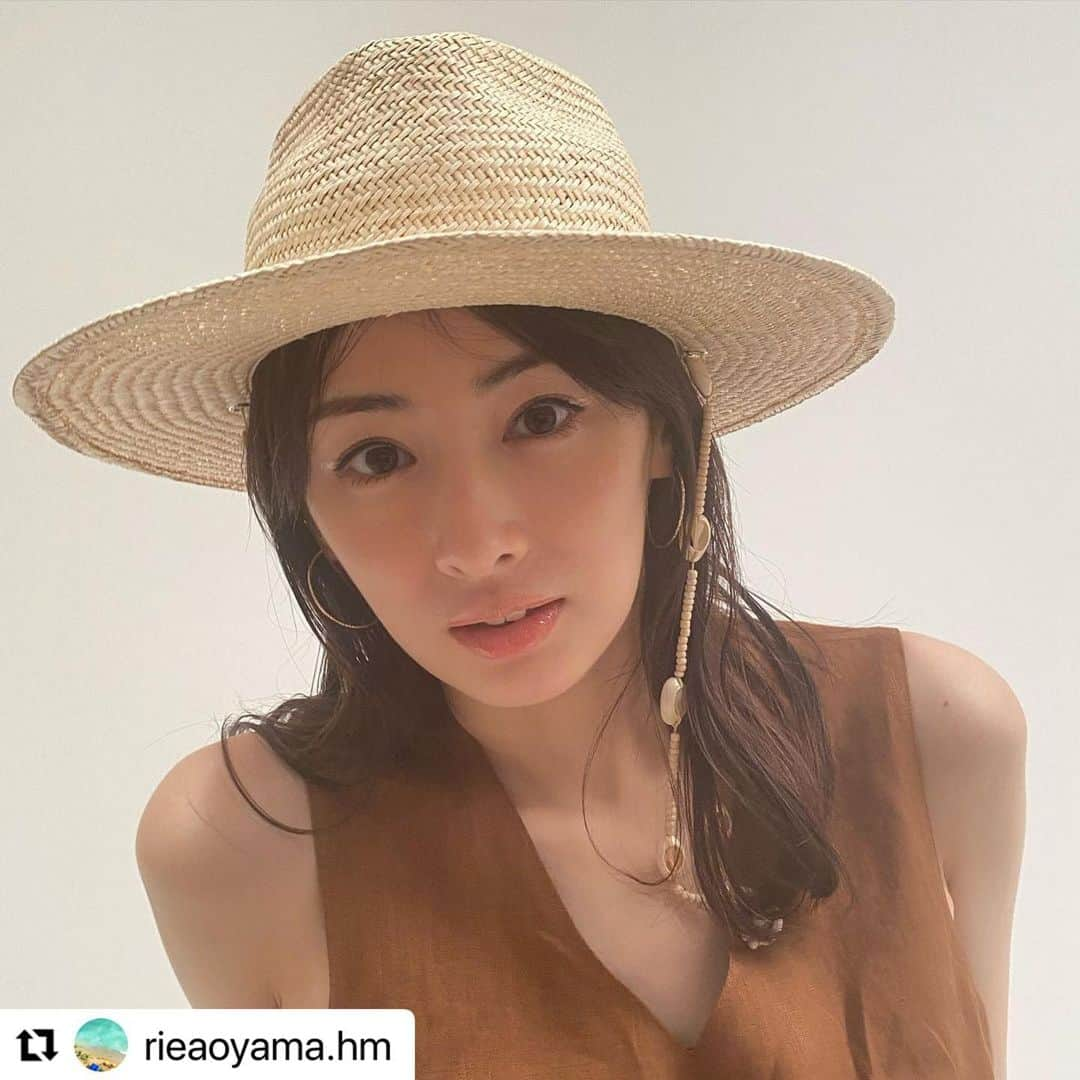 steady.さんのインスタグラム写真 - (steady.Instagram)「理恵さんがいつも北川さんをさらにお美しくしてくれます。 元々もめっちゃべっぴんさんですけれども💄  #steady #雑誌steady  #ステディ #steadyオフショット #北川景子 #カバーガール　  #Repost @rieaoyama.hm with @make_repost ・・・ @steady_tkj  表紙のオフショットです💄 北川景子さん♡ #北川景子　さん #可愛い#オフショット#りえカメラ」5月23日 20時47分 - steady_tkj