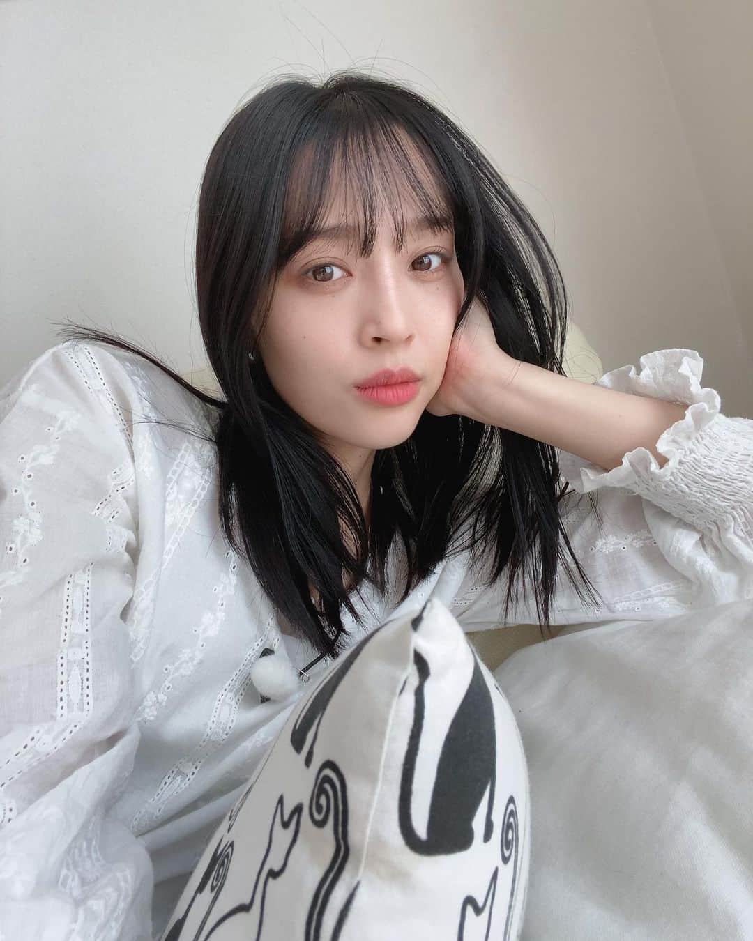 のインスタグラム：「今週も頑張りますか🥳」