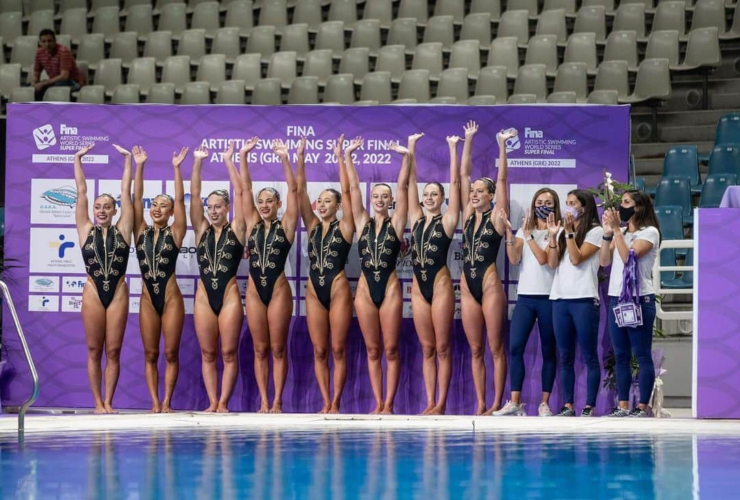 アンドレア・フエンテスのインスタグラム：「Landscape shots from the World Series Superfinal in Athens! Thank you @fina1908 thank you @hellas.synchro. Great meet, congrats to all athletes and staff!!! See you soon in Budapest!! 💪💪💪🚀」