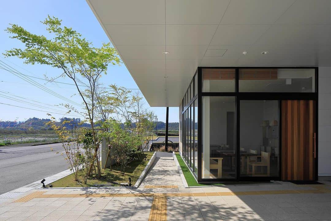 Lips Designのインスタグラム：「兆紐　KIZAHIMO Photo:studio marsh  #リップスデザイン #飲食店 #建築デザイン  #architecture  #interiordesign  #建築設計事務所  #宮崎県の設計事務所  #宮崎県 #都城市」