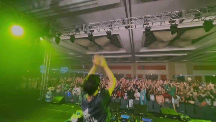 TeddyLoidのインスタグラム：「▲ THX🇺🇸CHICAGO ▲  FLOW - GO!!! -TeddyLoid Remix-  この新しいリミックスをアメリカでプレイできて最高でした⚡️  #Acen2022」