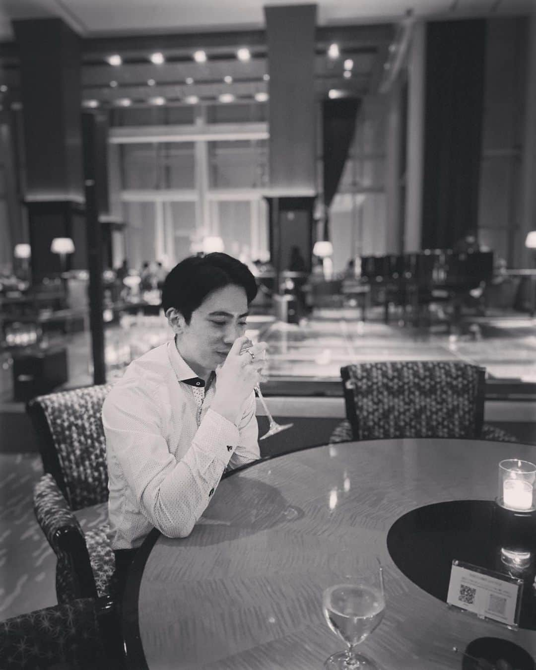 鎌田詩温さんのインスタグラム写真 - (鎌田詩温Instagram)「🍸  #theritzcarlton」5月24日 21時43分 - sion_ice.18