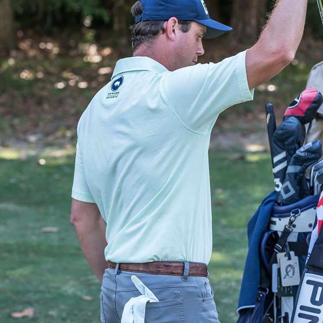 ハリス・イングリッシュさんのインスタグラム写真 - (ハリス・イングリッシュInstagram)「"I recently played at Glen Arven Country Club with @tjcallaway4  and wore Onward Reserve's new Old School polo. It was already pretty warm in Thomasville, GA, and the Old School kept me cool all day! I look forward to wearing it more this summer on tour." - @harris_english  ⠀ Onward Reserve's Old School Polo was inspired by icons from the 70's... From Mr. Callaway's golf buddies to presidential style, our soft, cotton Old School Polo feels new again and ready for the course (court, clubhouse, or cocktails)!」5月25日 9時00分 - harris_english