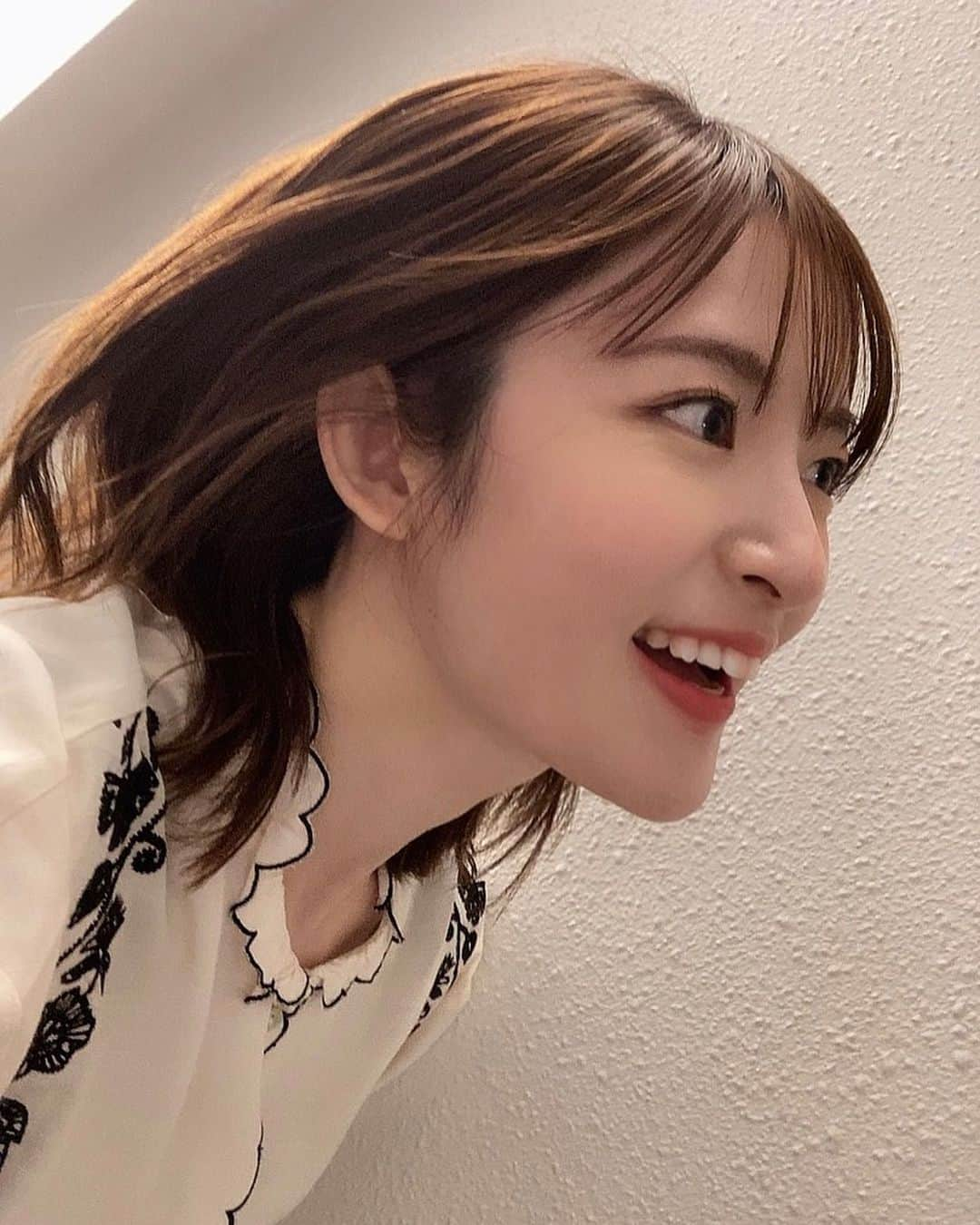 小松未可子さんのインスタグラム写真 - (小松未可子Instagram)「( ᐛ👐)ﾊﾟｧ みなさん！5月ですよ！  昨夜は、超声優祭2022 ディズニーっコらぢお　 マーベル&スター・ウォーズ特番  参加しました！  ムーンナイトにちなんで、 月の指輪で！ 月にご縁があってわたくしなんだか嬉しいです🌙⭐️  ムーンナイトTシャツも頂いちゃいました！ 沢山着ようっと！  手相占いで、闇を抱えし者第一位になった私です🔮  闇こし＼爆誕／🦹ﾖﾛｼｸｩ」5月1日 13時55分 - mikako_komatsu