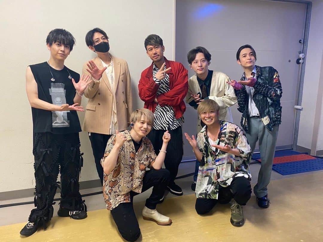大野雄大のインスタグラム：「Da-iCE TWO MAN LIVE TOUR -REVERSi- in新潟  今日はCHEMISTRYさんでした！！  もう、本当に感無量の時間でした。。😭  今回引き受けていただけたことが感謝ですし、大好きな楽曲だらけで興奮しまくりでした✨  お越し下さった皆様、 応援して下さった皆様、 スタッフの皆様、 そしてCHEMISTRYさん、  ありがとうございました✨  今日の反省点はもちろんしっかり修正して群馬、仙台ともっともっと仕上げていこうと思います！！^ ^  #あぁ幸せな時間をございました」
