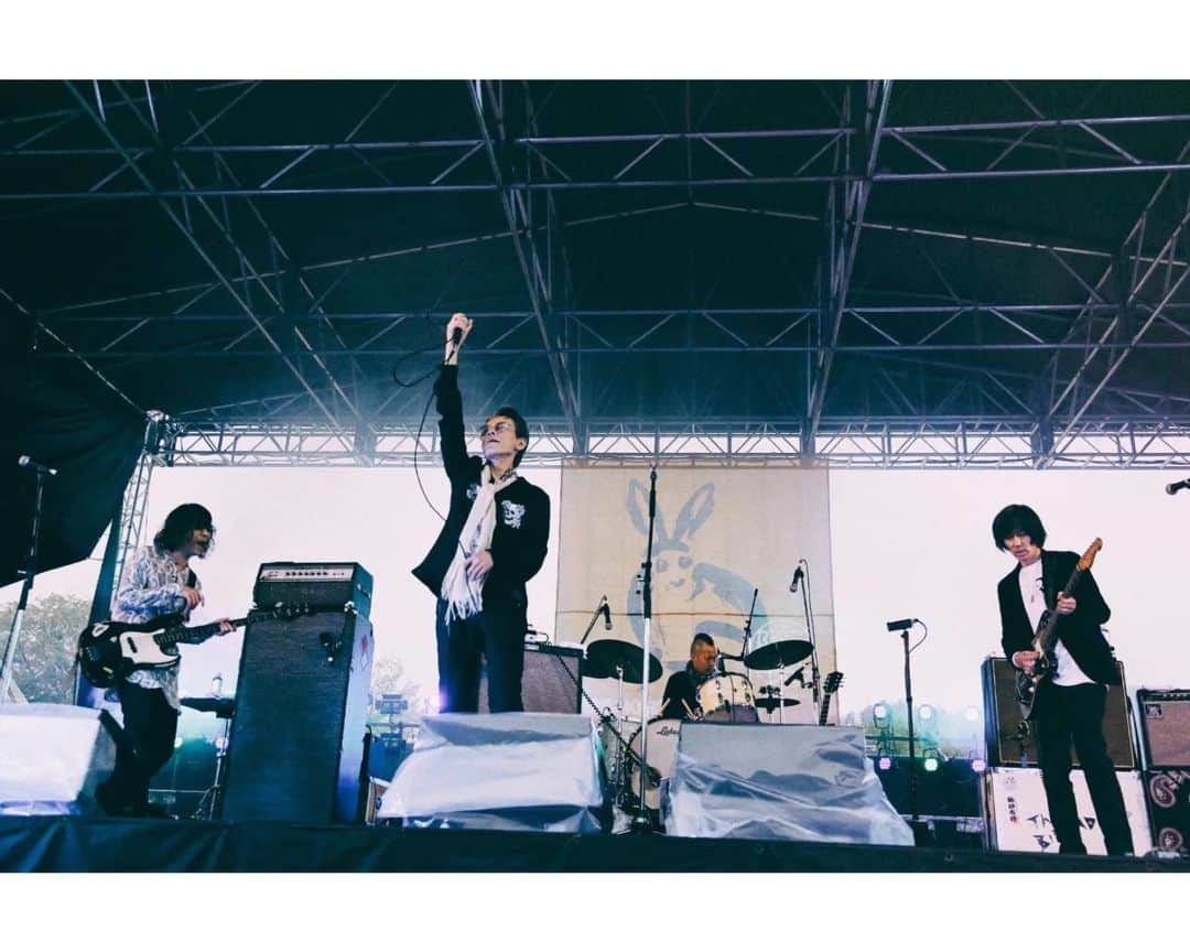 The Birthdayさんのインスタグラム写真 - (The BirthdayInstagram)「Thanks ! ARABAKI !!  Everyone be careful not to catch a cold !!  『ARABAKI ROCK FEST.22』 5/1/2022 ECO CAMP MICHINOKU  Photograps by @shimboyuki  #thebirthday」5月1日 22時12分 - thebirthday_official