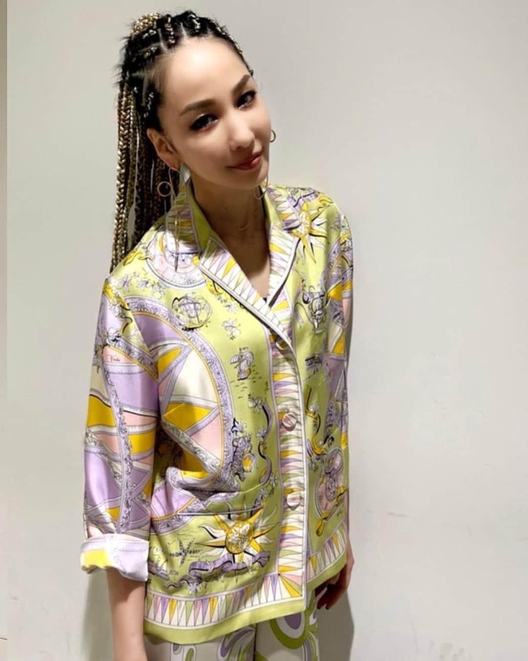 のインスタグラム：「. 見てくださった方 ありがとう ございました！  #おしゃれクリップ @emiliopucci @barjewellery」