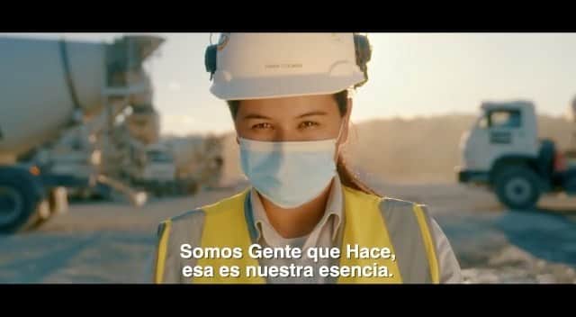 オラシオ・カルテスのインスタグラム：「Feliz día a todos los trabajadores 🇵🇾#GrupoCartes #SomosGenteQueHace」