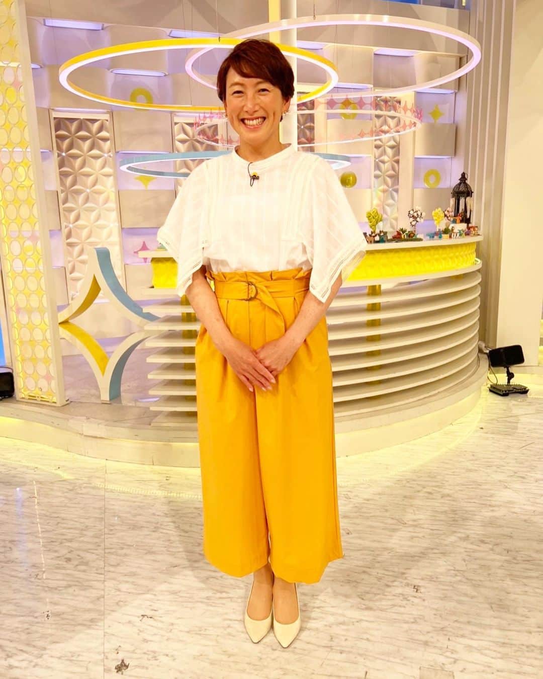 杉山愛さんのインスタグラム写真 - (杉山愛Instagram)「ちょっと前になりますが、、 先日の衣装になります✨  どんどん暖かくなってきて、日も長くなってきて☀️やっぱり暖かい季節が好きです💕  皆さんはゴールデンウィーク✨どのようにお過ごしですか？ 私はおうち時間を満喫しております🤣🤣  #ゴールデンウィーク #素敵な時間 #お過ごしください #衣装 #granyamaki」5月2日 16時01分 - aisugiyamaofficial