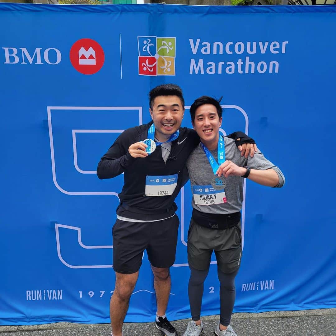 ジュリアン志傑乙さんのインスタグラム写真 - (ジュリアン志傑乙Instagram)「Vancouver Marathon✅ First time ever doing a half marathon! And now I need to find myself a new pair of legs.」5月2日 9時24分 - julianyeeee