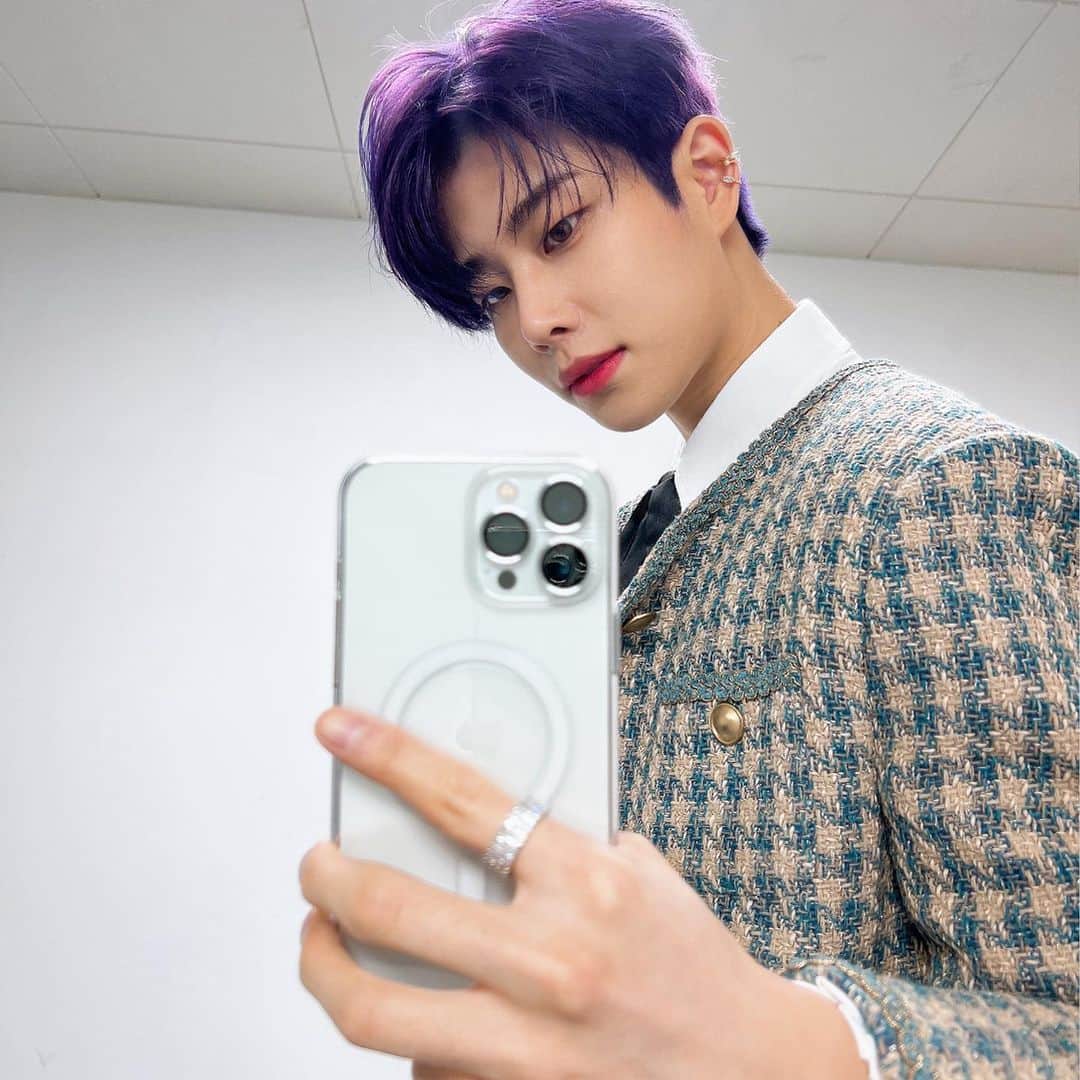 MJさんのインスタグラム写真 - (MJInstagram)「거울샷🪞」5月2日 23時48分 - mj_7.7.7