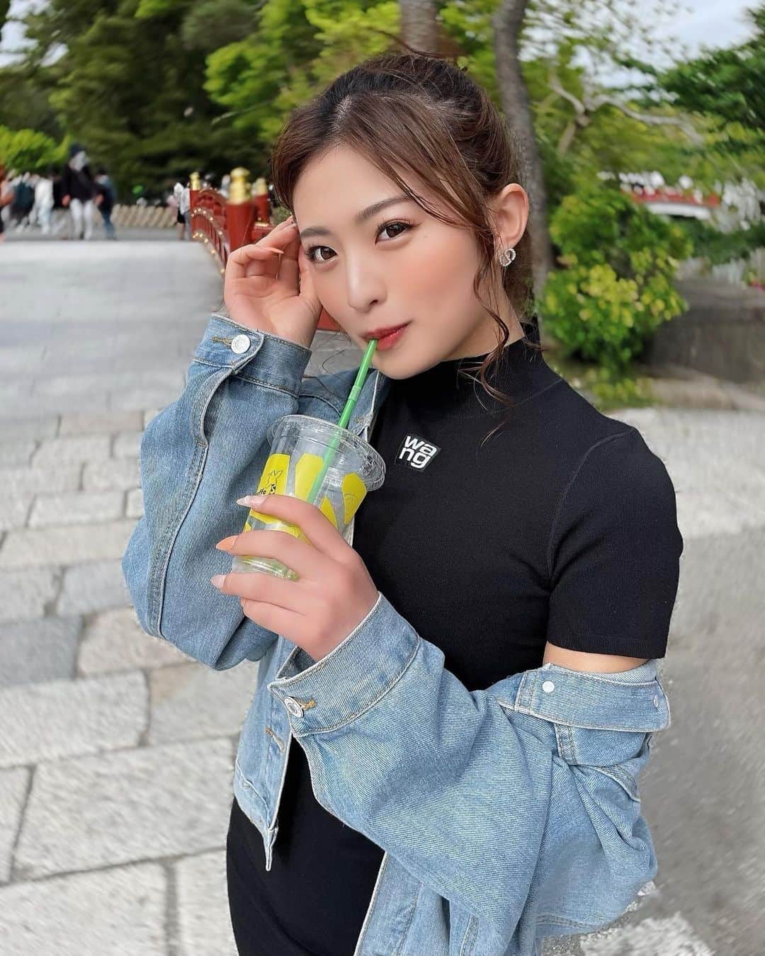 MIYABIのインスタグラム：「今日はYouTube撮影してきたよぉ📸💕  みんなはGW何してるのぉ？🙃  happyな休日になりますようにっ💜  #alexanderwang」