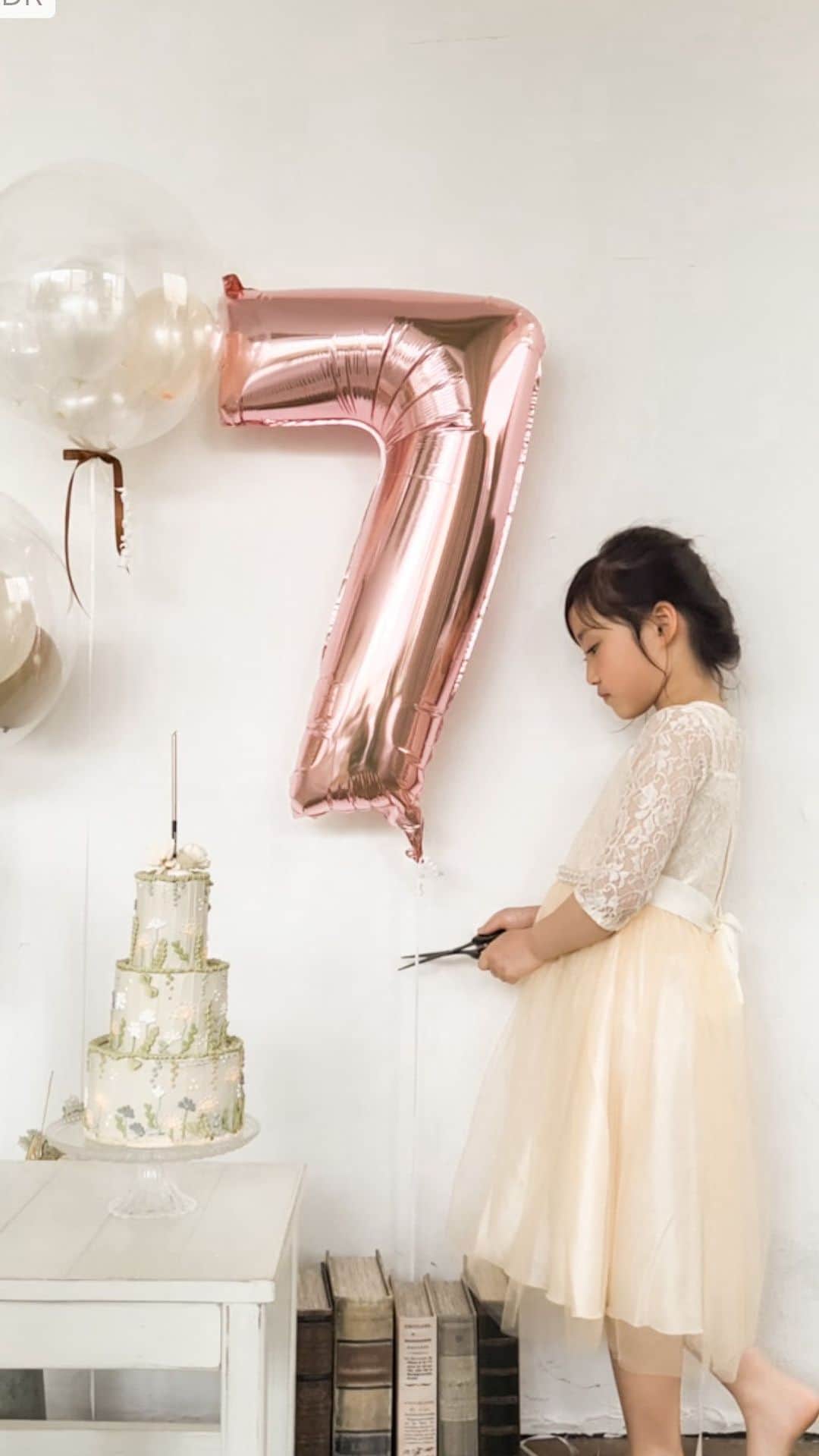 Kyooonのインスタグラム：「Happy Birth Day💕5/2 Live, Love, Laugh and be Happy!  お誕生日おめでとう 愛して笑って幸せな人生を💕」