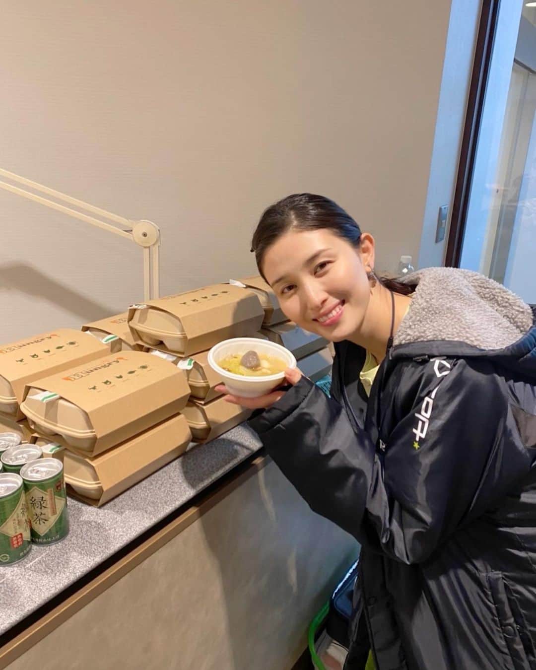 橋本マナミさんのインスタグラム写真 橋本マナミinstagram 何かおかしい ドラマ テレビ東京 Praviで放送中です 私は第4話 娘が行方不明になった母親 峯岸静香役を演じています 最後の展開に台本を読んだ時からドキドキ テレビ東京では6月から放送中されます