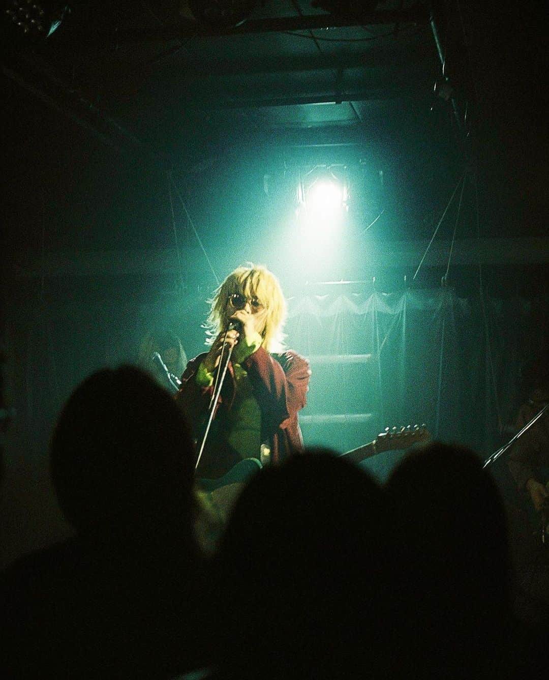 坂本遥さんのインスタグラム写真 - (坂本遥Instagram)「MEMEMION one-man LIVE "イマジネーション"  まだ小さいけど充実してて楽しい船 今年はこの船がおっきな船になっていきますように  @_mememion_   photo : @___gokuuuu___」5月2日 22時26分 - retrock_haruka