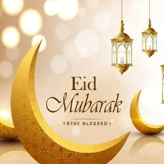 ナセル・シャドリのインスタグラム：「Mabrouk el aid to u all.wish for everybody the best, enjoy those days with ur loved ones. May allah bless u all.🤲🤲🤲」